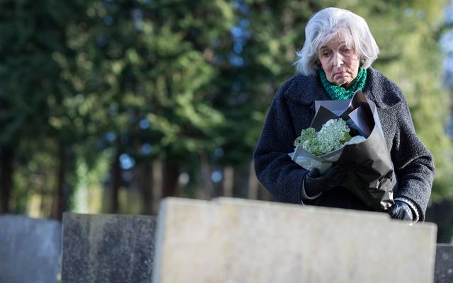 Auf dem Friedhof