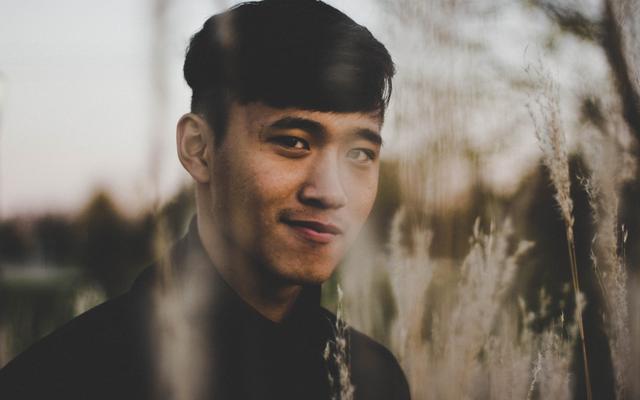 Ein Mann aus Asien