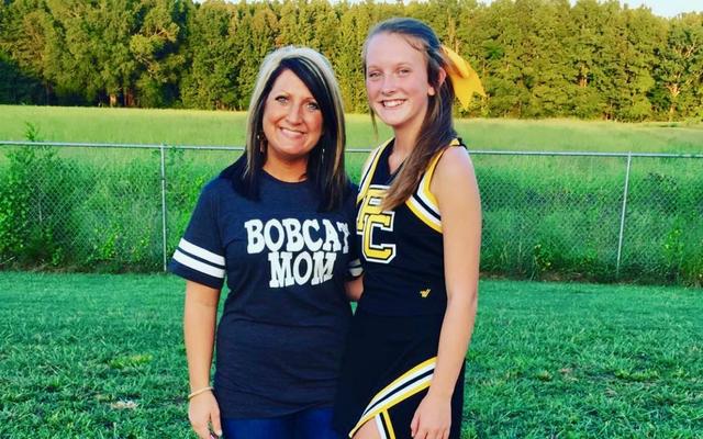 Jocelynn James mit ihrer Tochter