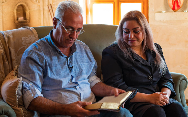 Durch die Bibel schöpfen Ali und Zahra Kraft