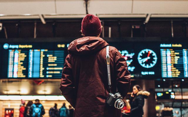 Ein Mann auf Reisen