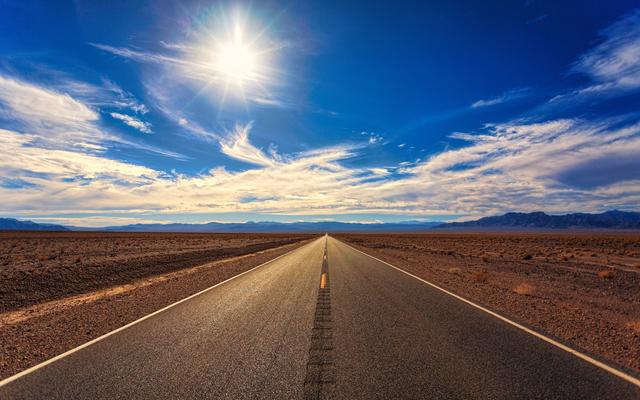 Eine endlose Strasse ohne Ende