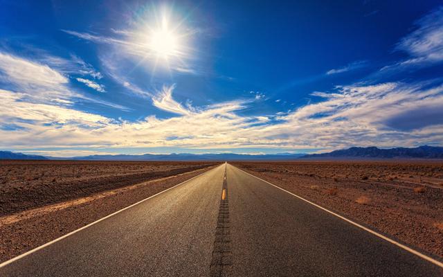 Eine endlose Strasse ohne Ende
