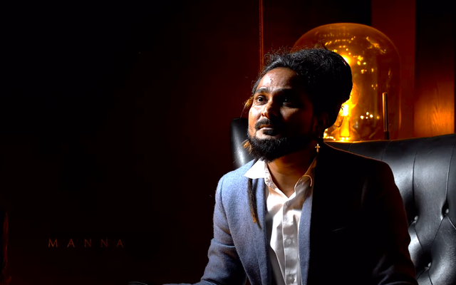 DJ Ashish bei Manna Testimonies