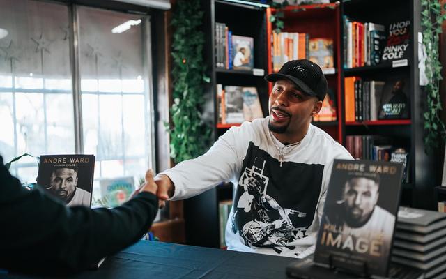 Andre Ward bei seiner Autogrammstunde