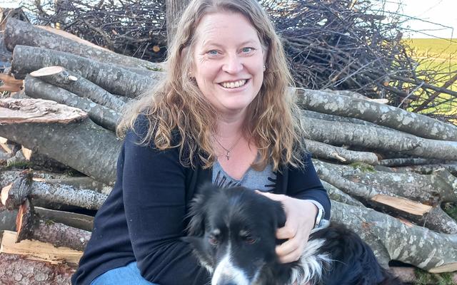Andrea Portner mit ihrem Hund