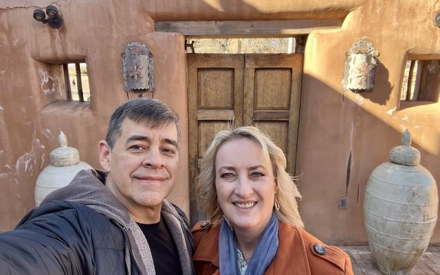 Lisa Steven mit ihrem Ehemann