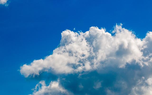 Blauer Himmel