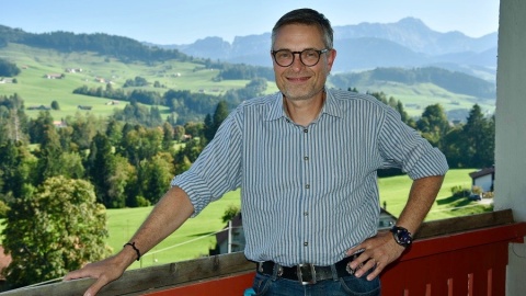 Thomas Ammann präsentiert stolz sein Zuhause