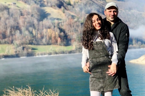 Elham mit ihrem Mann