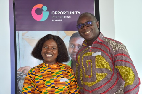 Joyce Owusu-Dabo und Tony Fosu beim CSG-Apéro