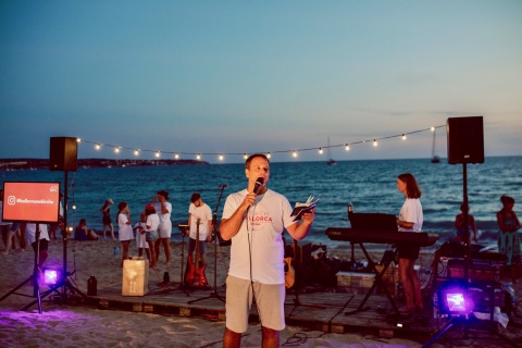 Strandgottesdienst mit Gernot Elsner