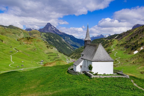 Eine Bergkirche