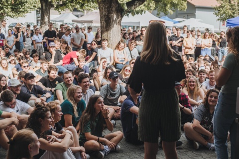 An der Konferenz nahmen 500 Jugendliche teil