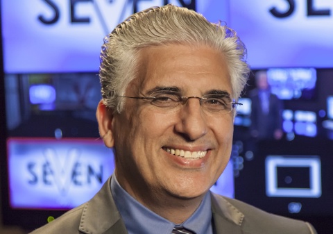 Dr. Hormoz Shariat im Fernsehstudio