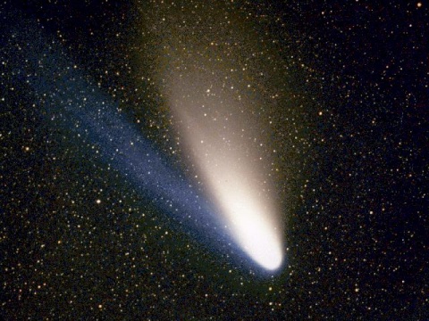 Ein Komet am Himmel
