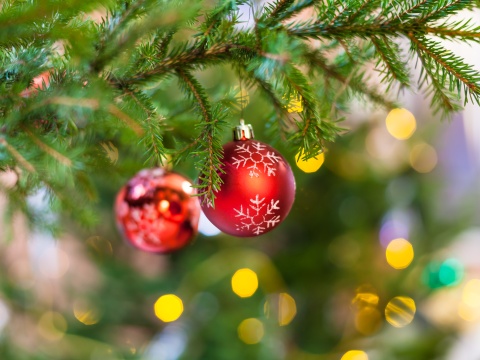 Die Bedeutung von Weihnachten geht über die Dekorationen