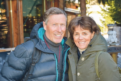 Die Skilegende Pirmin Zurbriggen mit seiner Frau Monika