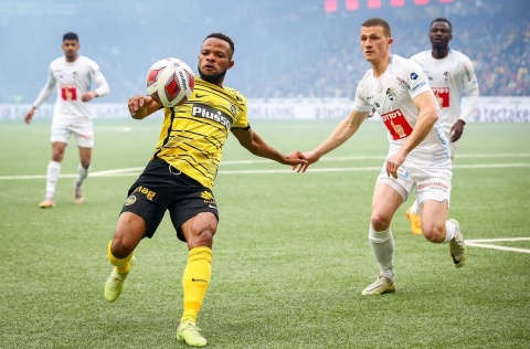 Elia Meschack (vorne links) spielt momentan bei den Berner Young Boys.