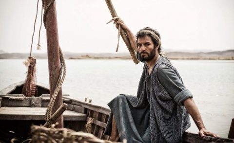 Die Szene im Film «Son of God» zeigt Petrus beim Fischen