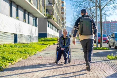Wie grüssen Sie andere auf der Strasse?