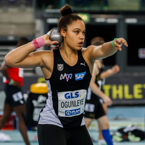 Yemisi Ogunleye bei den Deutschen Hallenmeisterschaften 2022