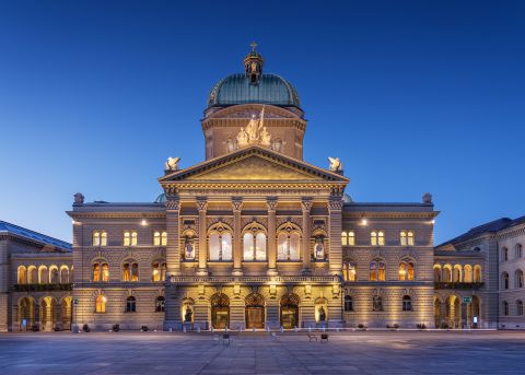 Die religiöse Bindung im Schweizer Parlament unterscheidet sich deutlich von der Bevölkerung