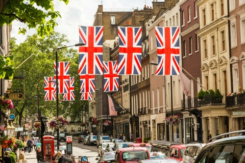 Christen in Grossbritannien sind zufriedener mit ihrem Leben als Nichtgläubige