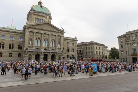 Rund 1000 Menschen protestierten vor dem Bundeshaus