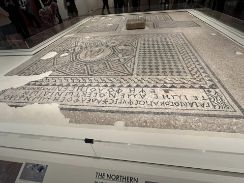 Das Megiddo-Mosaik wird zum ersten Mal ausgestellt