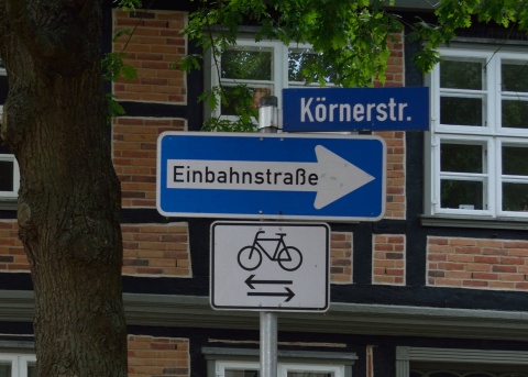Einbahn-Schild