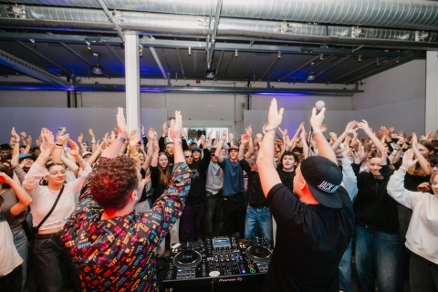 Lobpreis am PraiseCamp