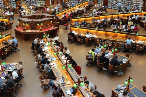 Die Hälfte aller Studenten in England findet die Bibel relevant