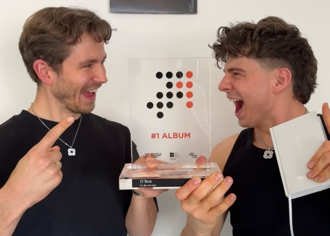 Die O’Bros freuen sich über Award