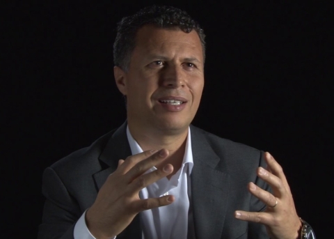 Rachid, in einem Interview