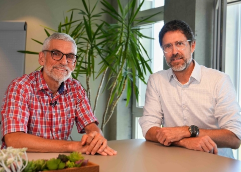Samuel Schmid (links) und Thomas Harnisch im Livenet-Talk, präsentiert vom Hope Business Club