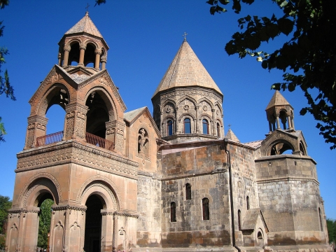 Die Kathedrale von Etschmiadsin ist eine der ältesten Kirchen Armeniens