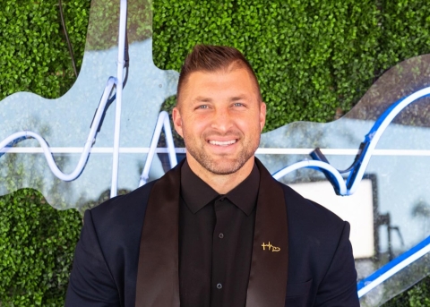 Tim Tebow an seiner 13. Tim Tebow Foundation Celebrity Gala und Golf Classic