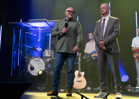 Pastor Andreas Sommer (links), 1. Vizepräses des BFP, und Pastor Friedhelm Holthuis, Präses des BFP      