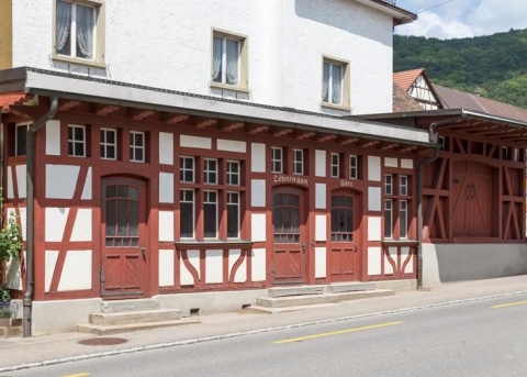 Ehemalige Tramstationsgebäude in Lohningen