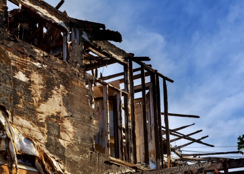 Es gab einen starken Anstieg von Brandanschlägen auf Kirchen und andere christliche Stätten (Symbolbild)