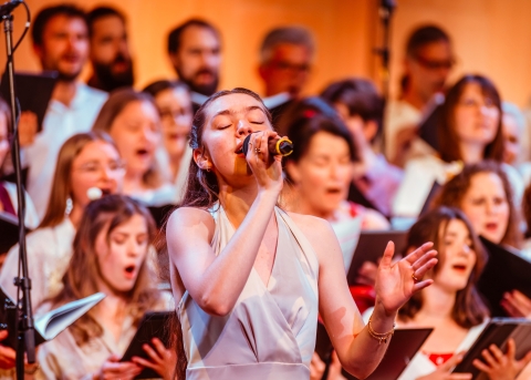 Der TSC-Chor singt leidenschaftlich von seinem Glauben
