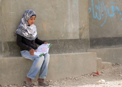 Während in ihrer Heimat Krieg herrscht, müssen sich Flüchtende in der Fremde zurecht finden