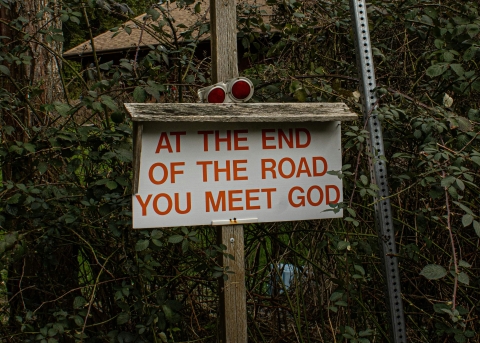 Am Ende der Strasse triffst du auf Gott