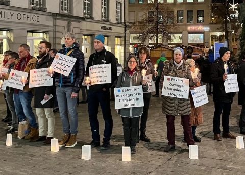 Die Mahnwachen 2025 fanden an 72 Orten in der Schweiz und auch international statt